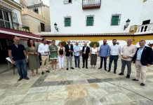 El PSOE reclama a la Junta de Andalucía ayudas para los agricultores de la Axarquía afectados por la plaga de hongos en los viñedos