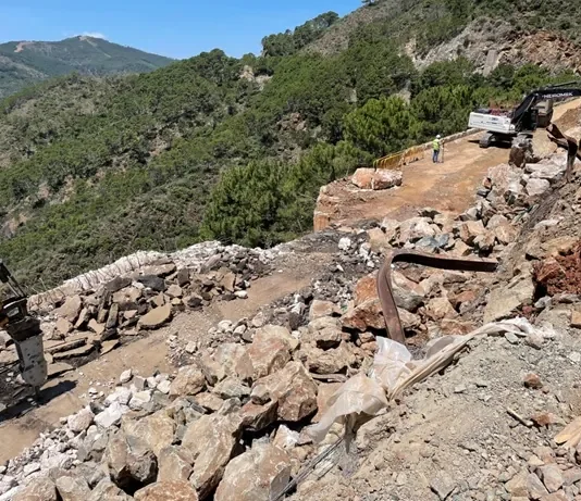 Las obras de reparación de la carretera Ronda-San Pedro afrontan ya la reconstrucción del tablero