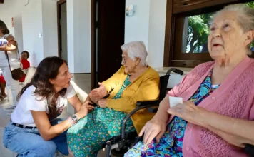 La Junta refuerza el sistema de la dependencia andaluz con la creación de 3.000 nuevas plazas para personas mayores en residencias y centros de día