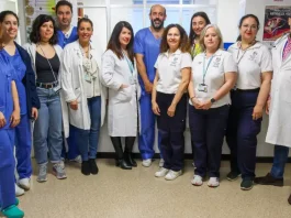El Hospital Regional de Málaga inicia un programa de tratamiento antibiótico a domicilio, destinado a pacientes con infecciones complejas