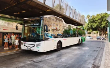 El Consorcio de Transporte habilita más de 93.800 plazas adicionales de autobús para la Feria de Málaga
