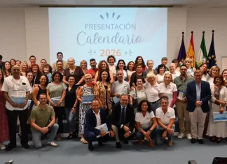 El Hospital Clínico de Málaga acoge la presentación del calendario solidario 2026 de la fundación FMAEC