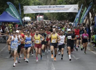 Más de 1.500 corredores reivindican en Málaga la libertad de prensa