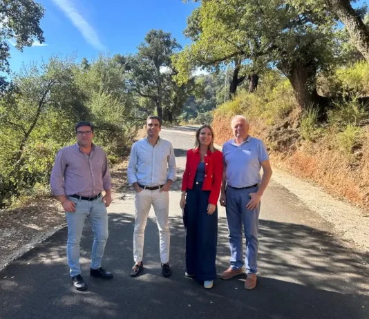 La Diputación invierte 363.000 euros en el asfaltado de la carretera de acceso a Benarrabá y la mejora de un camino municipal
