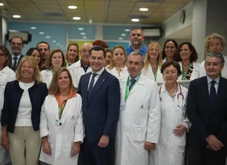 Moreno destaca la solidez de la sanidad andaluza: 588 millones de actos médicos cada año