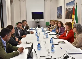 La Junta recibe el estudio elaborado por Cruz Roja sobre Asperones