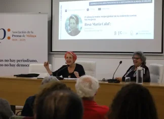 Rosa María Calaf reclama en Málaga un periodismo libre y con enfoque de género en el arranque de la campaña del 25N de la Asamblea de Mujeres Periodistas de la APM
