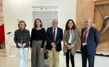 Cruz Roja inaugura la exposición “Fragmentos II”, con las historias de superación de mujeres víctimas de violencia de género en Andalucía