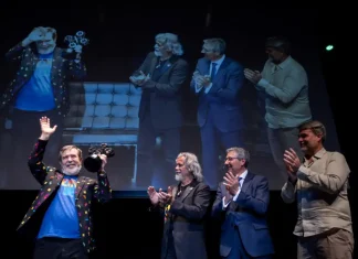 Alexey Pajitnov, el creador del mítico Tetris, recibe el primer premio OXO Legends que entrega el Museo del Videojuego de Málaga