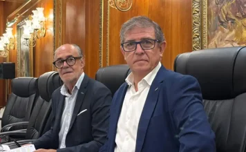 VOX condena el abandono de la administración a los médicos y respalda la huelga ante el deterioro de la sanidad pública