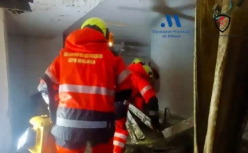 Desalojado un edificio en Monda tras el colapso parcial de un muro por las fuertes lluvias