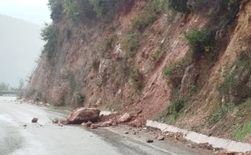 El Consorcio Provincial de Bomberos realiza siete intervenciones por el temporal de viento en la provincia