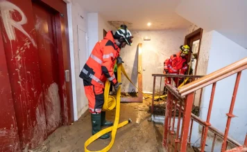 El CPB y los equipos de conservación de la red provincial de carreteras de la Diputación realizan 35 intervenciones desde ayer domingo por las fuertes lluvias