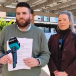 VOX reclama en Coín medidas urgentes de conciliación familiar y exige frenar la regularización masiva “sin control”