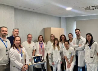Una técnica rápida y sin anestesia para detectar a tiempo la fibrosis hepática ya funciona en Antequera