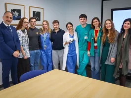 El Materno Infantil de Málaga forma a residentes en comunicación clínica con IA y Realidad Virtual El Materno Infantil de Málaga forma a residentes en comunicación clínica con IA y Realidad Virtual