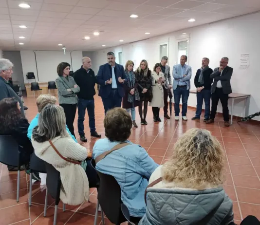 El PSOE exige a la Junta una conexión de autobús para acabar con el aislamiento de Valle de Abdalajís  