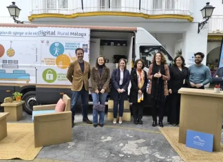 La Diputación de Málaga impulsa la domótica en la Axarquía y la Serranía de Ronda para favorecer el envejecimiento autónomo y frenar la despoblación La Diputación de Málaga impulsa la domótica en la Axarquía y la Serranía de Ronda para favorecer el envejecimiento autónomo y frenar la despoblación