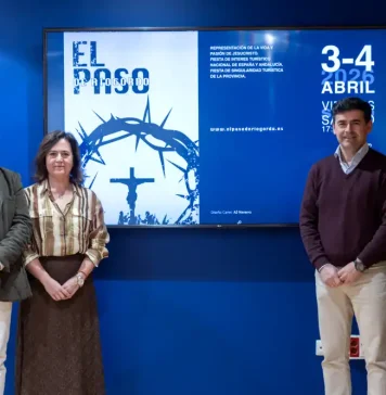 La Diputación de Málaga impulsa la representación de El Paso de Riogordo en su 75 edición