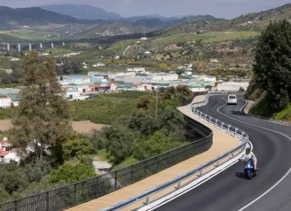 Una nueva actuación del Corredor Verde del Guadalhorce conecta peatonalmente el núcleo urbano de Álora con el río