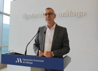 Con Málaga exige en la Diputación un compromiso por la paz y ayudas sociales ante la escalada bélica Con Málaga exige en la Diputación un compromiso por la paz y ayudas sociales ante la escalada bélica