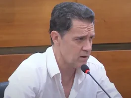 VOX denuncia la actitud “caciquil y dictatorial” del alcalde del PP tras expulsar a su portavoz del Pleno del 8M en Alhaurín de la Torre VOX denuncia la actitud “caciquil y dictatorial” del alcalde del PP tras expulsar a su portavoz del Pleno del 8M en Alhaurín de la Torre