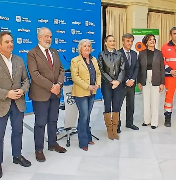 La Semana Santa malagueña estará cardioasegurada con 21 desfibriladores