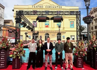 Cuatro jóvenes de la provincia participan como jurado popular en el Festival de Málaga gracias a la Diputación