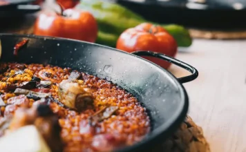 Artículo 5.379º: “Artículo/Paella de cuatro tipos de arroz/temas”