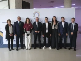 La Diputación de Málaga entrega los II Premios ‘Profeta en tu tierra’ a Sarah Almagro y Rubén Roldán