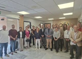 El 061 acoge la visita de un grupo de alumnos de alta dirección de salud de San Telmo