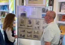La oficina principal de Correos en Málaga acoge una exposición de postales históricas de la ciudad de los siglos XIX y XX