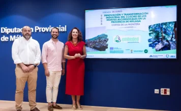 La Diputación organiza en Cortes de la Frontera una ruta inmersiva para detectar oportunidades económicas en torno a la transformación del corcho La Diputación organiza en Cortes de la Frontera una ruta inmersiva para detectar oportunidades económicas en torno a la transformación del corcho