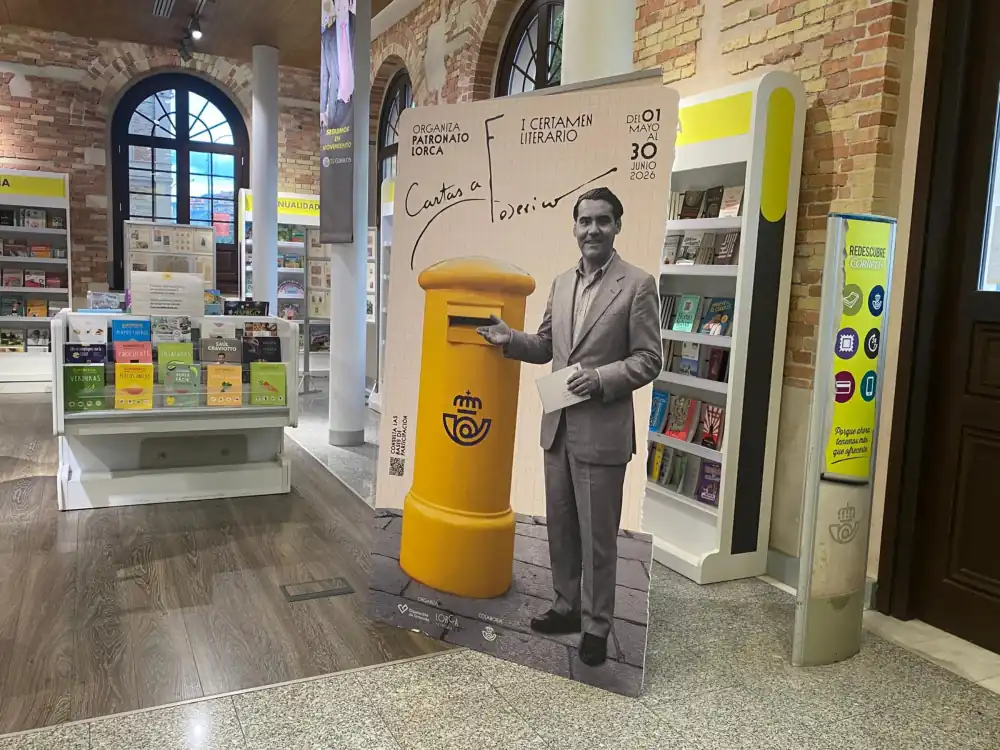Tres oficinas de Correos en el Área Sur animan a participar en la recta final del certamen literario “Cartas a Federico” dedicado a Lorca