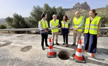Rocío Díaz visita la obra de la A-92 a su paso por Antequera que se encuentra en su recta final Rocío Díaz visita la obra de la A-92 a su paso por Antequera que se encuentra en su recta final