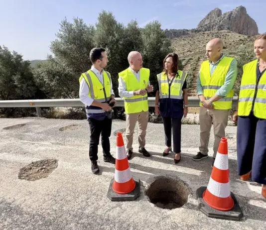Rocío Díaz visita la obra de la A-92 a su paso por Antequera que se encuentra en su recta final Rocío Díaz visita la obra de la A-92 a su paso por Antequera que se encuentra en su recta final