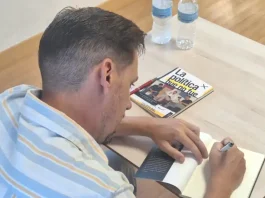 Acto de presentación del libro LA POLÍTICA QUE NO FUE, del escritor Luis Aris Ruiz Acto de presentación del libro LA POLÍTICA QUE NO FUE, del escritor Luis Aris Ruiz