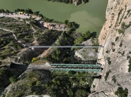 El nuevo puente colgante del Caminito del Rey, de 110 metros de largo, se abre al público el miércoles 10 de junio