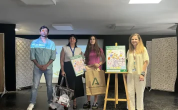 El Área Sanitaria Serranía entrega los premios del XIV Concurso de Carteles «Respira Salud» El Área Sanitaria Serranía entrega los premios del XIV Concurso de Carteles "Respira Salud"
