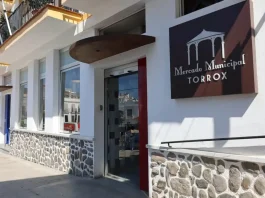 El Ayuntamiento de Torrox invierte más de 8.500 euros en la instalación de aire acondicionado en el Mercado Municipal El Ayuntamiento de Torrox invierte más de 8.500 euros en la instalación de aire acondicionado en el Mercado Municipal