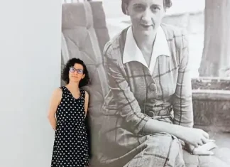 La escritora veleña Andrea Aranda presentará en Málaga su ensayo sobre María Zambrano y el pensamiento oriental La escritora veleña Andrea Aranda presentará en Málaga su ensayo sobre María Zambrano y el pensamiento oriental