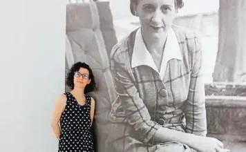 La escritora veleña Andrea Aranda presentará en Málaga su ensayo sobre María Zambrano y el pensamiento oriental La escritora veleña Andrea Aranda presentará en Málaga su ensayo sobre María Zambrano y el pensamiento oriental