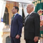 Juanma Moreno inicia su tercer mandato al frente de Andalucía reivindicando la estabilidad y la moderación Juanma Moreno inicia su tercer mandato al frente de Andalucía reivindicando la estabilidad y la moderación