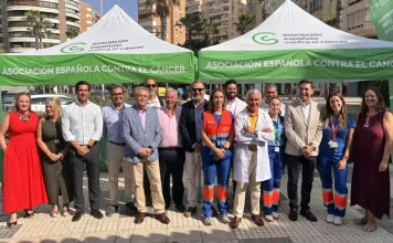 La Junta y la Asociación Española Contra el Cáncer lanzan una campaña para prevenir el cáncer de piel La Junta y la Asociación Española Contra el Cáncer lanzan una campaña para prevenir el cáncer de piel