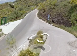 Fallece un hombre de 61 años tras volcar su vehículo en Canillas de Aceituno Fallece un hombre de 61 años tras volcar su vehículo en Canillas de Aceituno