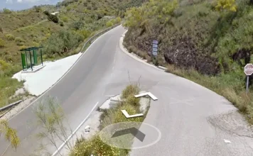 Fallece un hombre de 61 años tras volcar su vehículo en Canillas de Aceituno Fallece un hombre de 61 años tras volcar su vehículo en Canillas de Aceituno