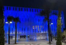 Algunos ayuntamientos de Málaga se tiñen de azul para dar visibilidad al Síndrome de Sjögren Algunos ayuntamientos de Málaga se tiñen de azul para dar visibilidad al Síndrome de Sjögren
