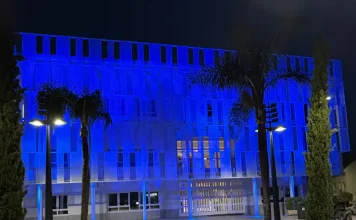 Algunos ayuntamientos de Málaga se tiñen de azul para dar visibilidad al Síndrome de Sjögren Algunos ayuntamientos de Málaga se tiñen de azul para dar visibilidad al Síndrome de Sjögren