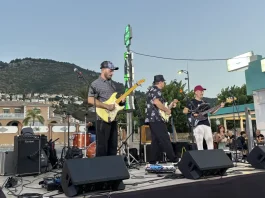 Radio 80 inaugura con éxito el ciclo ‘De Plaza en Plaza’ y llena de música la Avenida del Mar de Alhaurín de la Torre Radio 80 inaugura con éxito el ciclo ‘De Plaza en Plaza’ y llena de música la Avenida del Mar de Alhaurín de la Torre