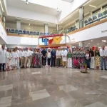 La Feria también entra en el Clínico: música y color para quienes no podrán salir a celebrarla La Feria también entra en el Clínico: música y color para quienes no podrán salir a celebrarla